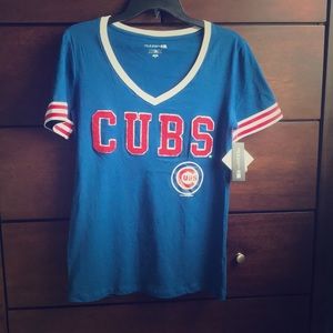 CHICAGO CUBS V-NECK SHIRT
